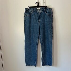 Abercrombie & Fitch Relaxed Fit Blue Jeans